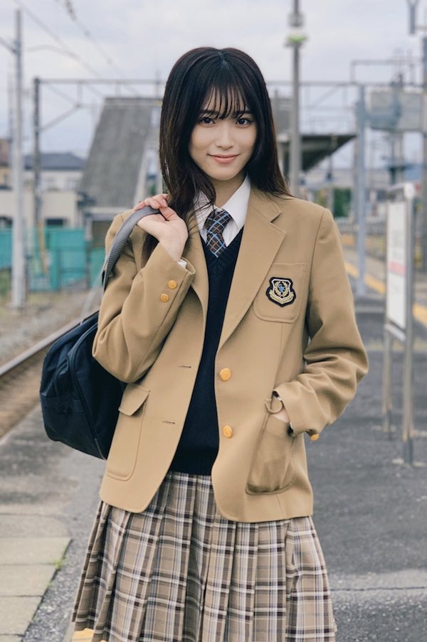 片岡凜 かわいい