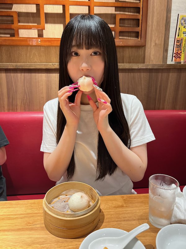 大白桃子 かわいい