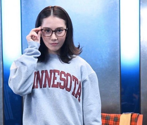 山本千尋 かわいい