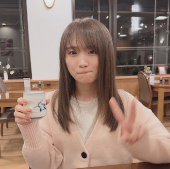 秋元真夏 かわいい