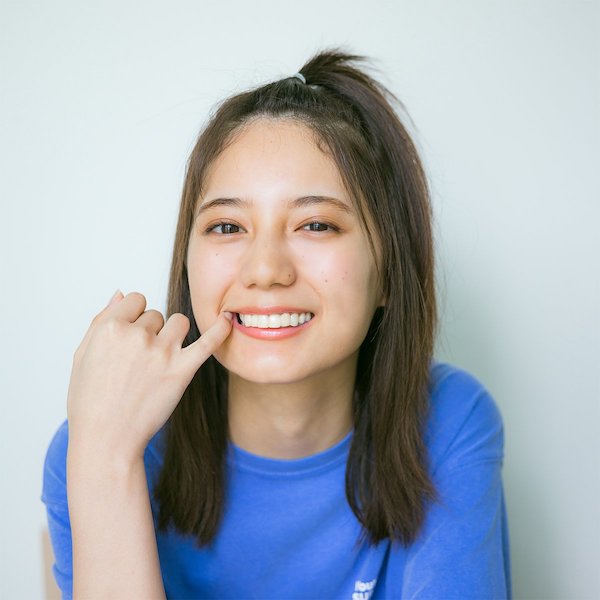 小坂菜緒 かわいい