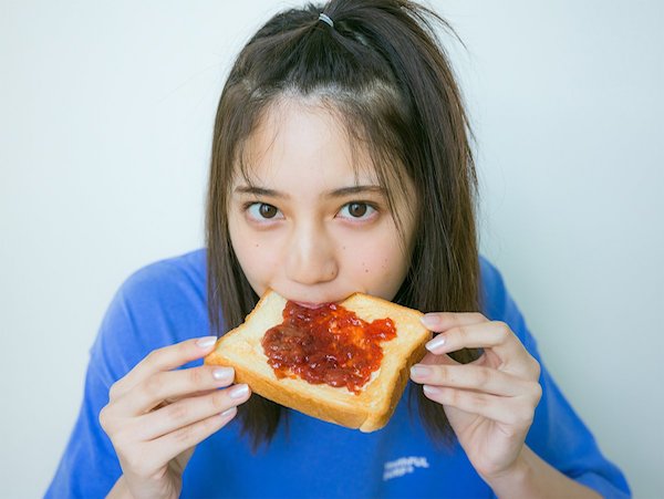 小坂菜緒 かわいい