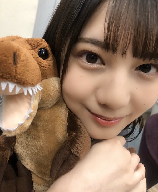 小坂菜緒 かわいい