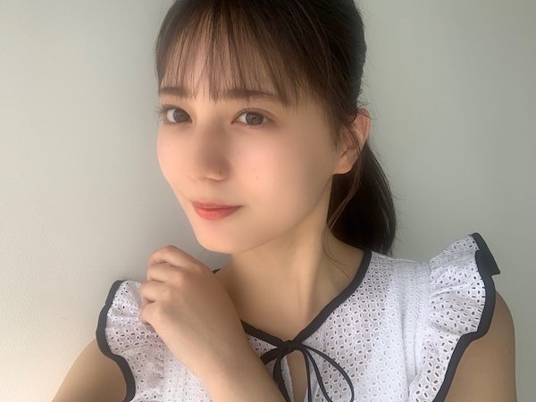 小坂菜緒 かわいい