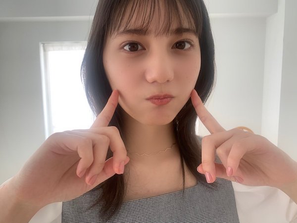 小坂菜緒 かわいい