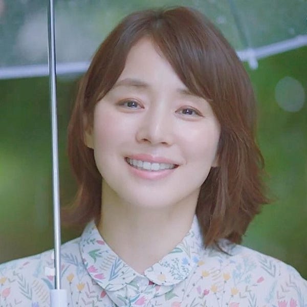 石田ゆり子 かわいい