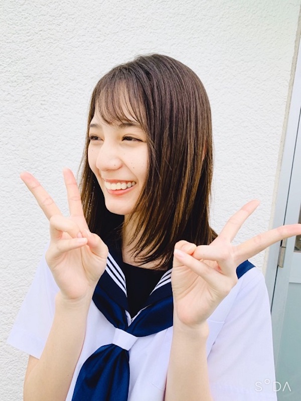 小坂菜緒 かわいい