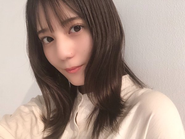 小坂菜緒 かわいい
