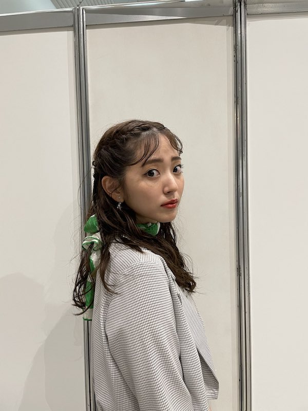 鈴木愛理 かわいい