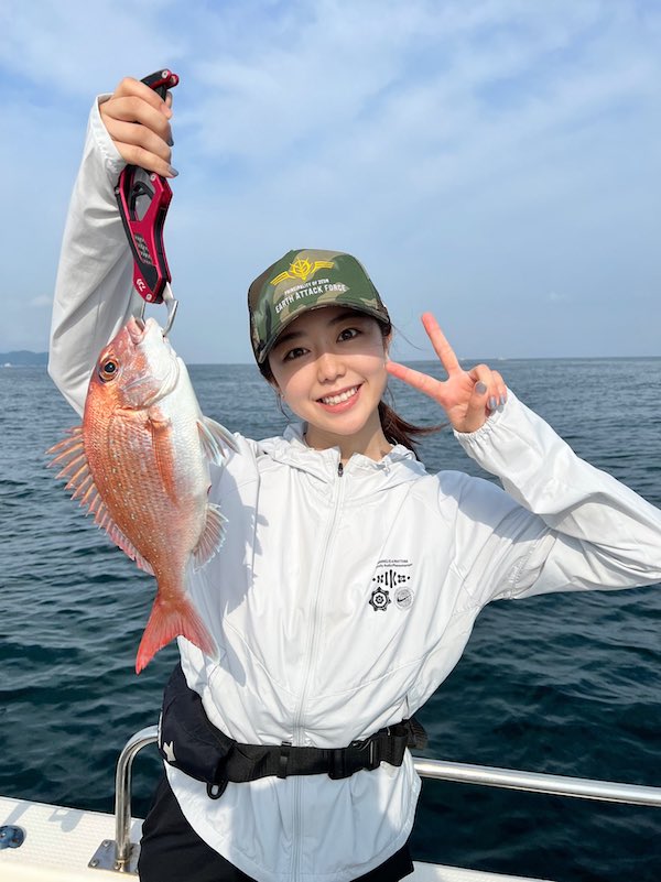 峯岸みなみ かわいい