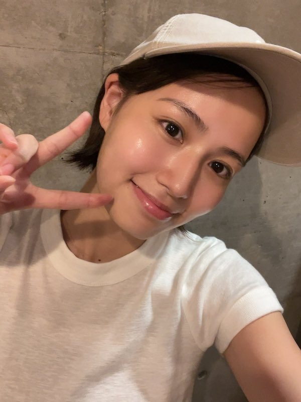 新谷あやか 画像