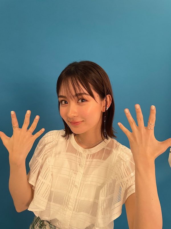 畑芽育 かわいい