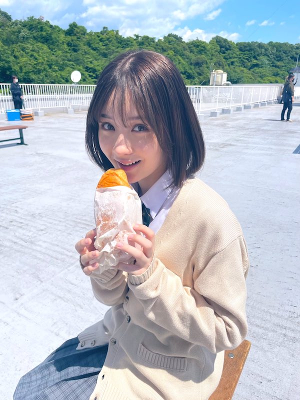 畑芽育 かわいい