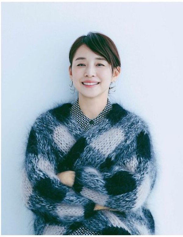 石田ゆり子 かわいい