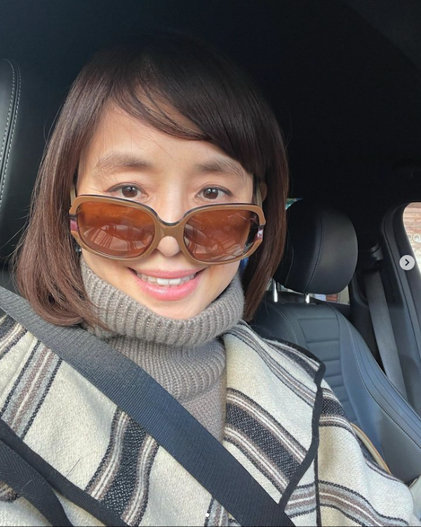 石田ゆり子 かわいい