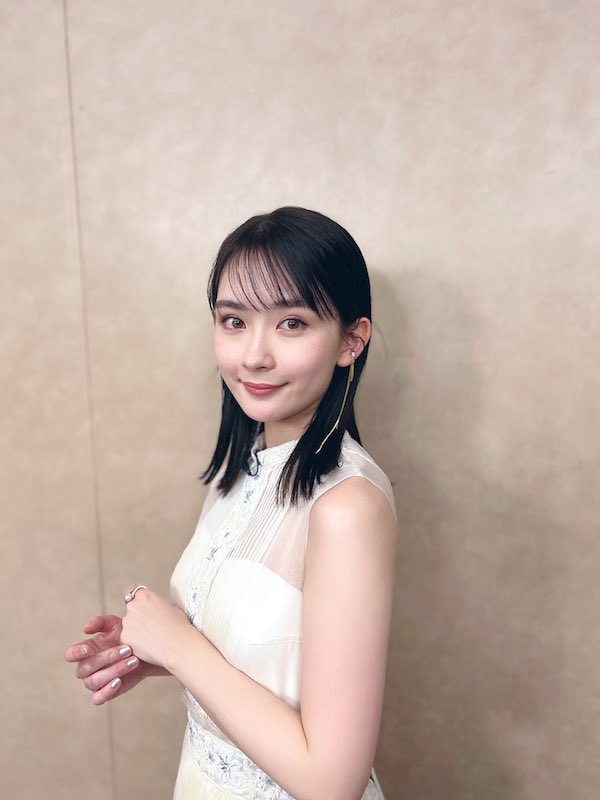 畑芽育 かわいい