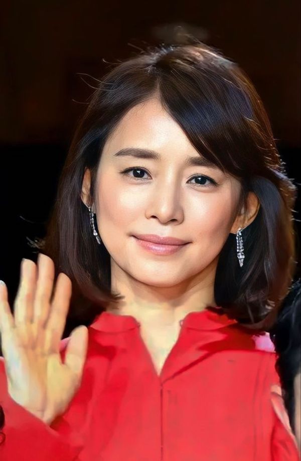 石田ゆり子 かわいい