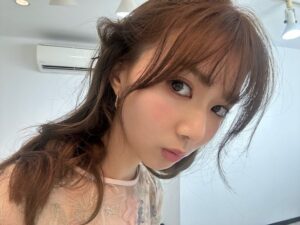松平璃子のかわいい画像20枚【水着あり！最高レベルです】