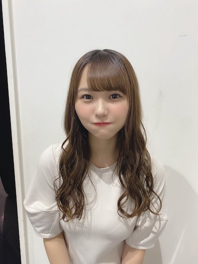 本郷柚巴 かわいい