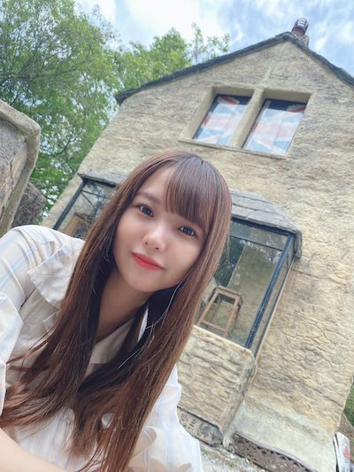 本郷柚巴 かわいい