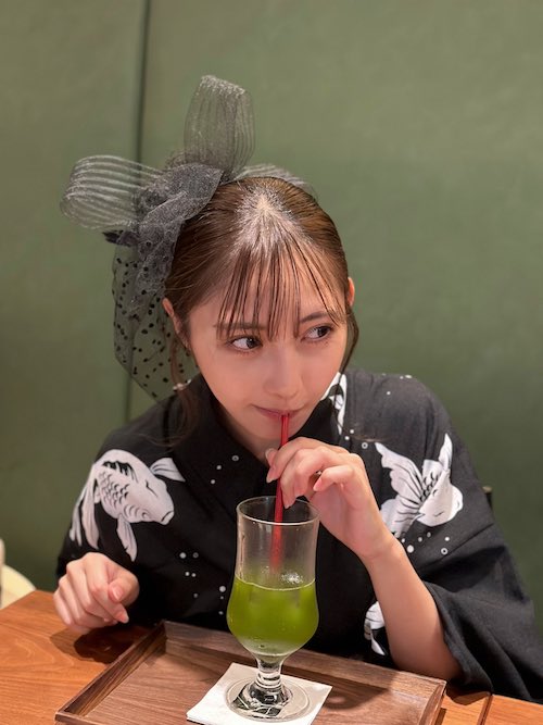 辻りりさ 画像