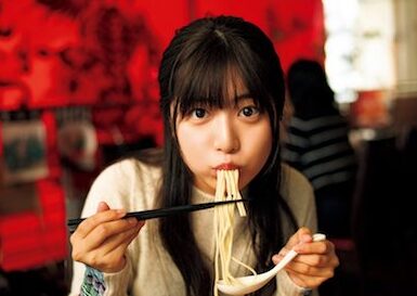 吉田莉桜のかわいい画像20枚【水着あり!最高レベルです】