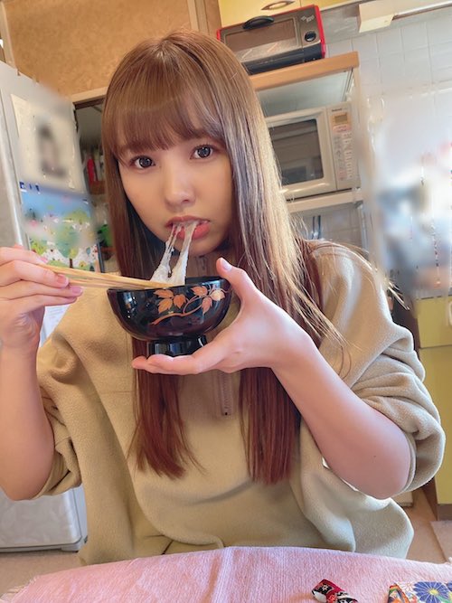 本郷柚巴 かわいい画像