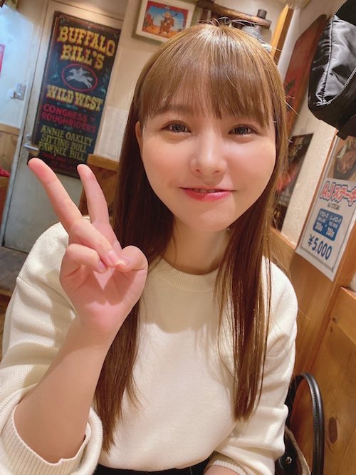 本郷柚巴 かわいい画像